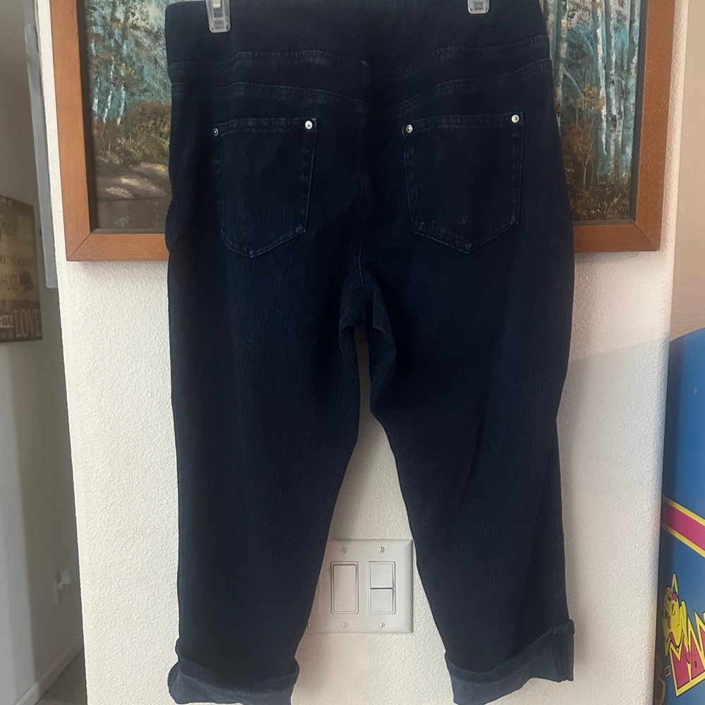 Belle Women's 14P Dark Blue cropped Jeans - Picture 5 of 8